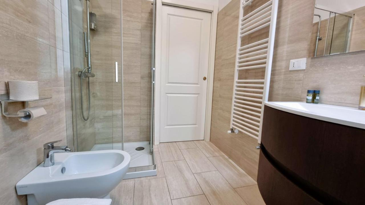 Appartamento La Casa Dei Leoni Trieste Esterno foto