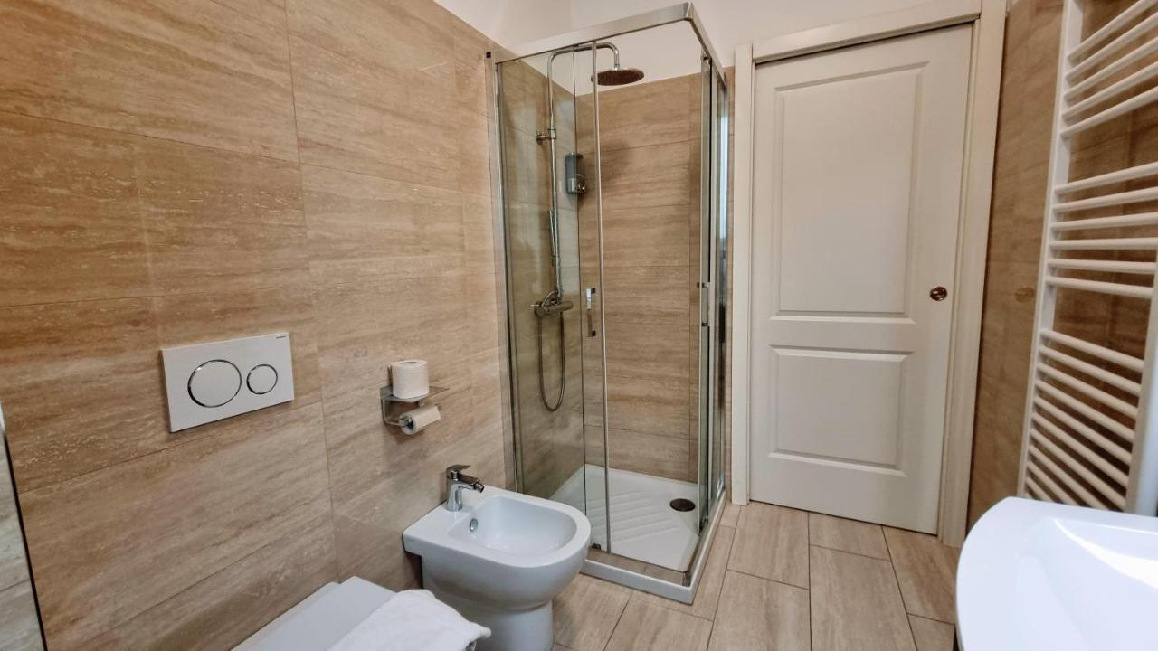 Appartamento La Casa Dei Leoni Trieste Esterno foto